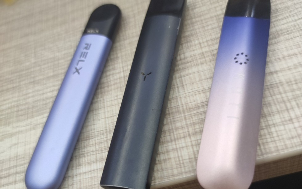 悦刻五代使用技巧:5个隐藏功能提升你的吸烟体验(附指示灯解读)